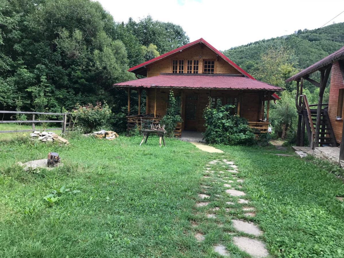 Apartament Casutele Doftanei Teşila Zewnętrze zdjęcie