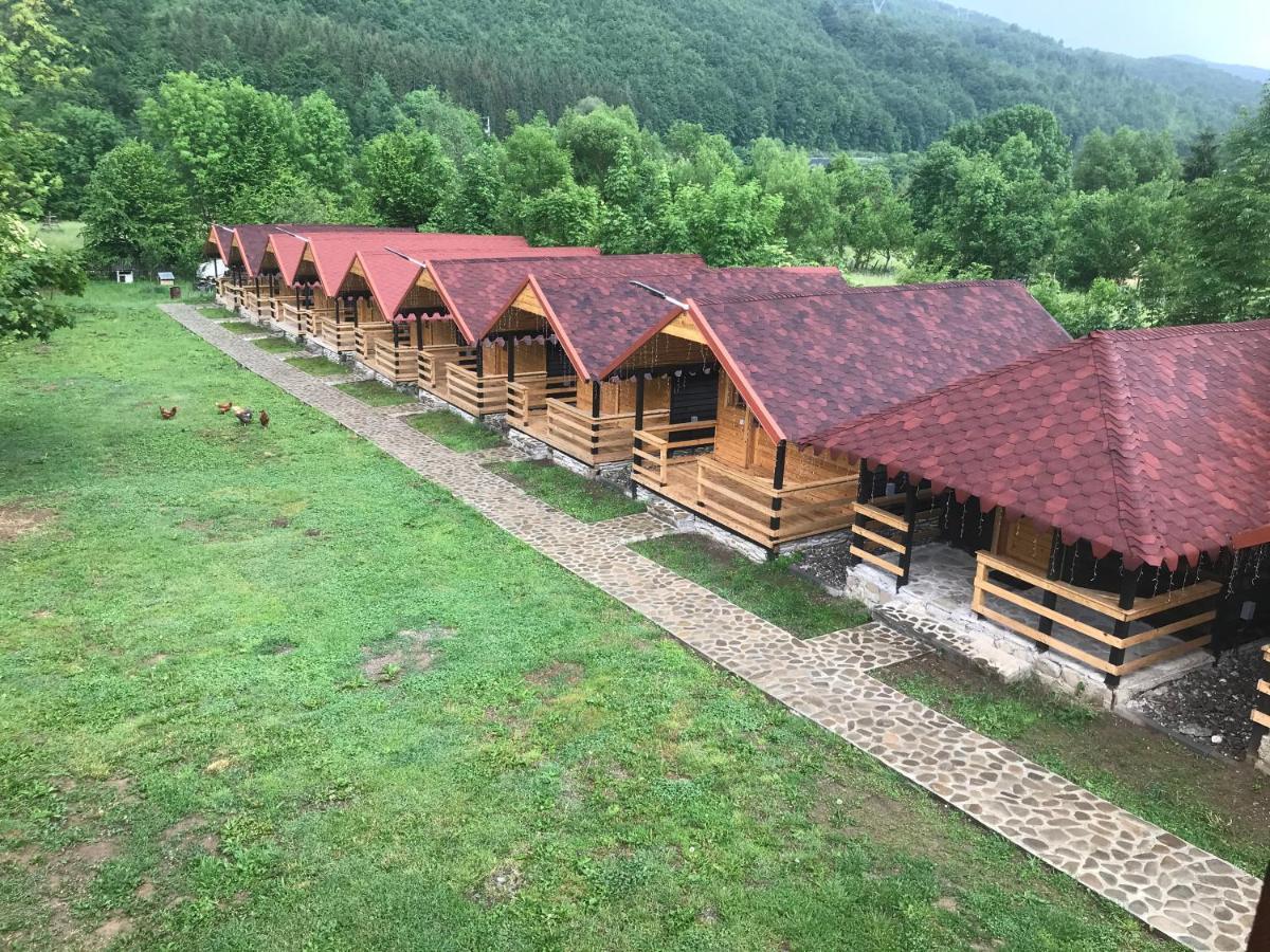 Apartament Casutele Doftanei Teşila Zewnętrze zdjęcie